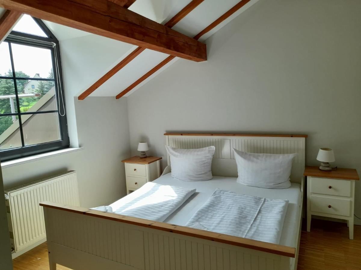 Hotel Am Kreischaer Park Екстериор снимка